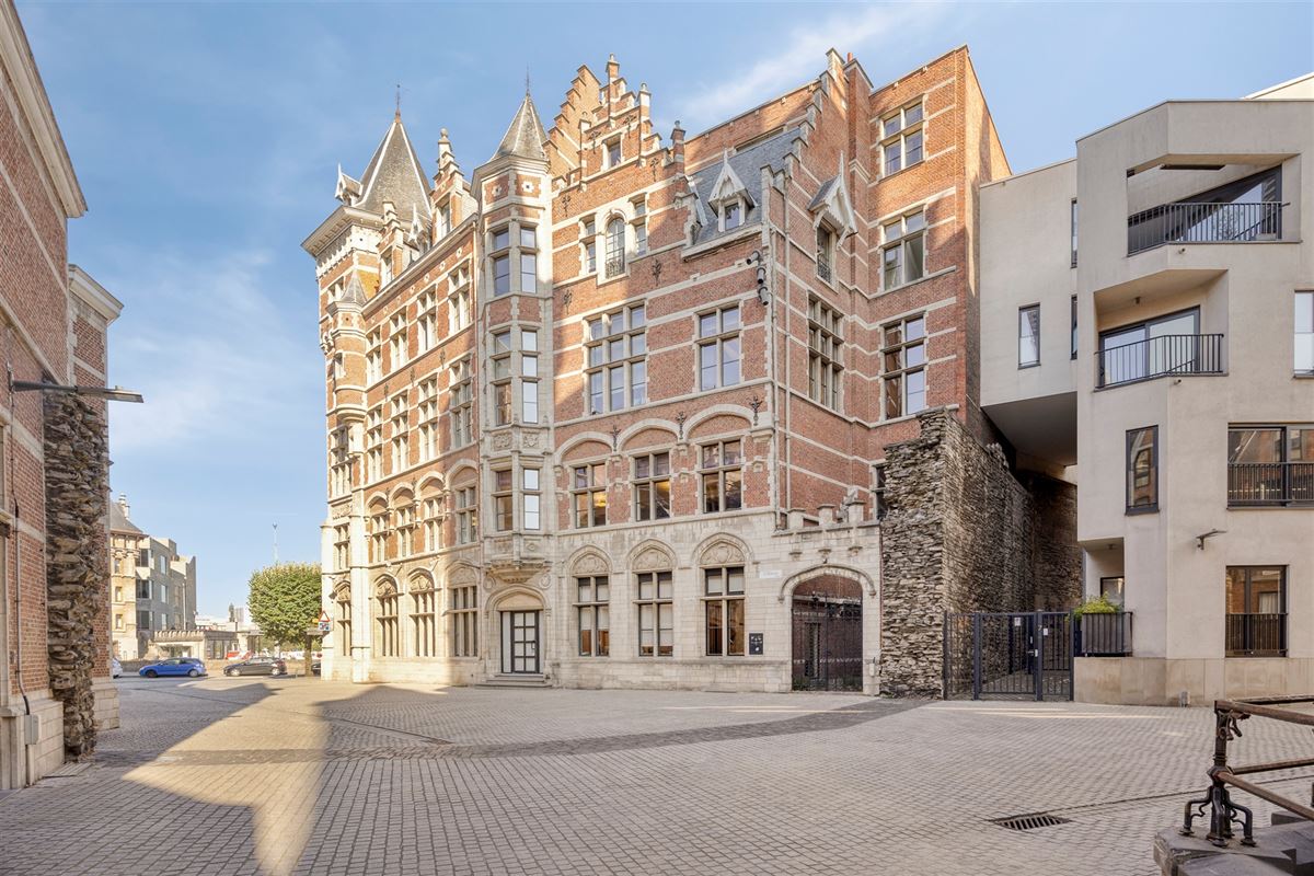 Instapklaar appartement met autostaanplaats op toplocatie!