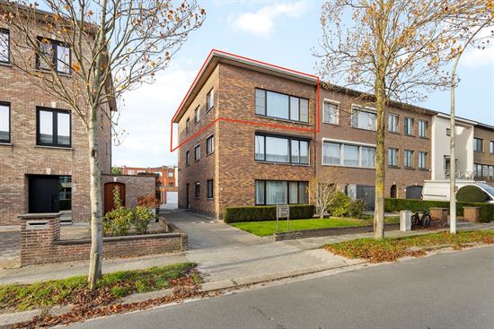 Instapklaar Appartement met 2 Slaapkamers, Terras en Garage