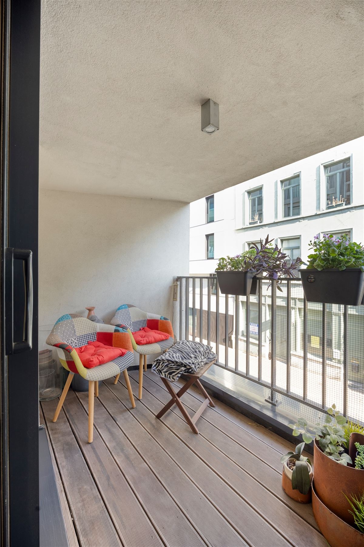 Instapklaar appartement met autostaanplaats op toplocatie!