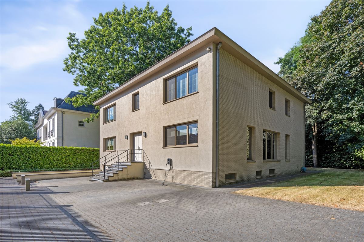 PARK DEN BRANDT : Ruime villa met 5 slaapkamers, lift en ZW-tuin op 1.017 m².