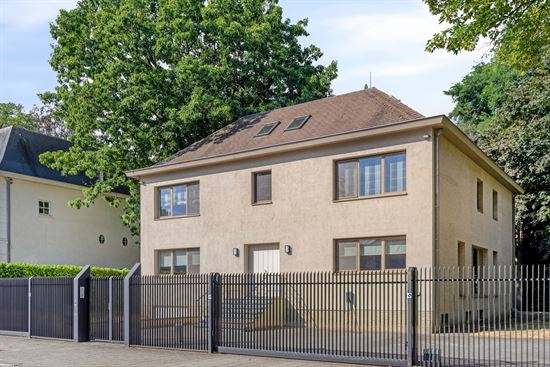 PARK DEN BRANDT : Ruime villa met 5 slaapkamers, lift en ZW-tuin op 1.017 m².