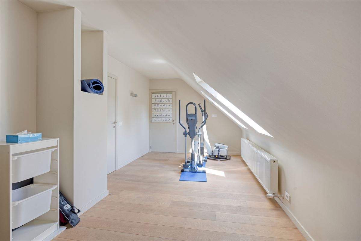 PARK DEN BRANDT : Ruime villa met 5 slaapkamers, lift en ZW-tuin op 1.017 m².