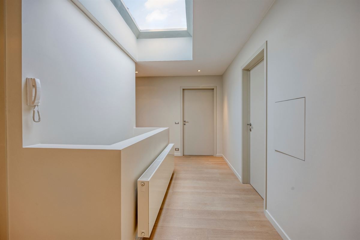 PARK DEN BRANDT : Ruime villa met 5 slaapkamers, lift en ZW-tuin op 1.017 m².