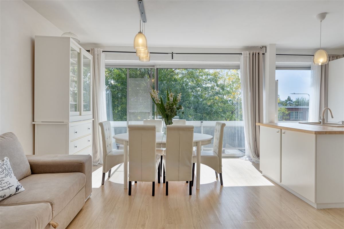 Instapklaar drie-slaapkamerappartement in rustige woonwijk