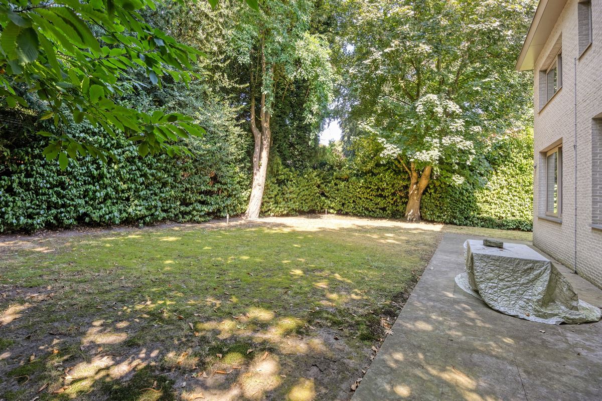 PARK DEN BRANDT : Ruime villa met 5 slaapkamers, lift en ZW-tuin op 1.017 m².