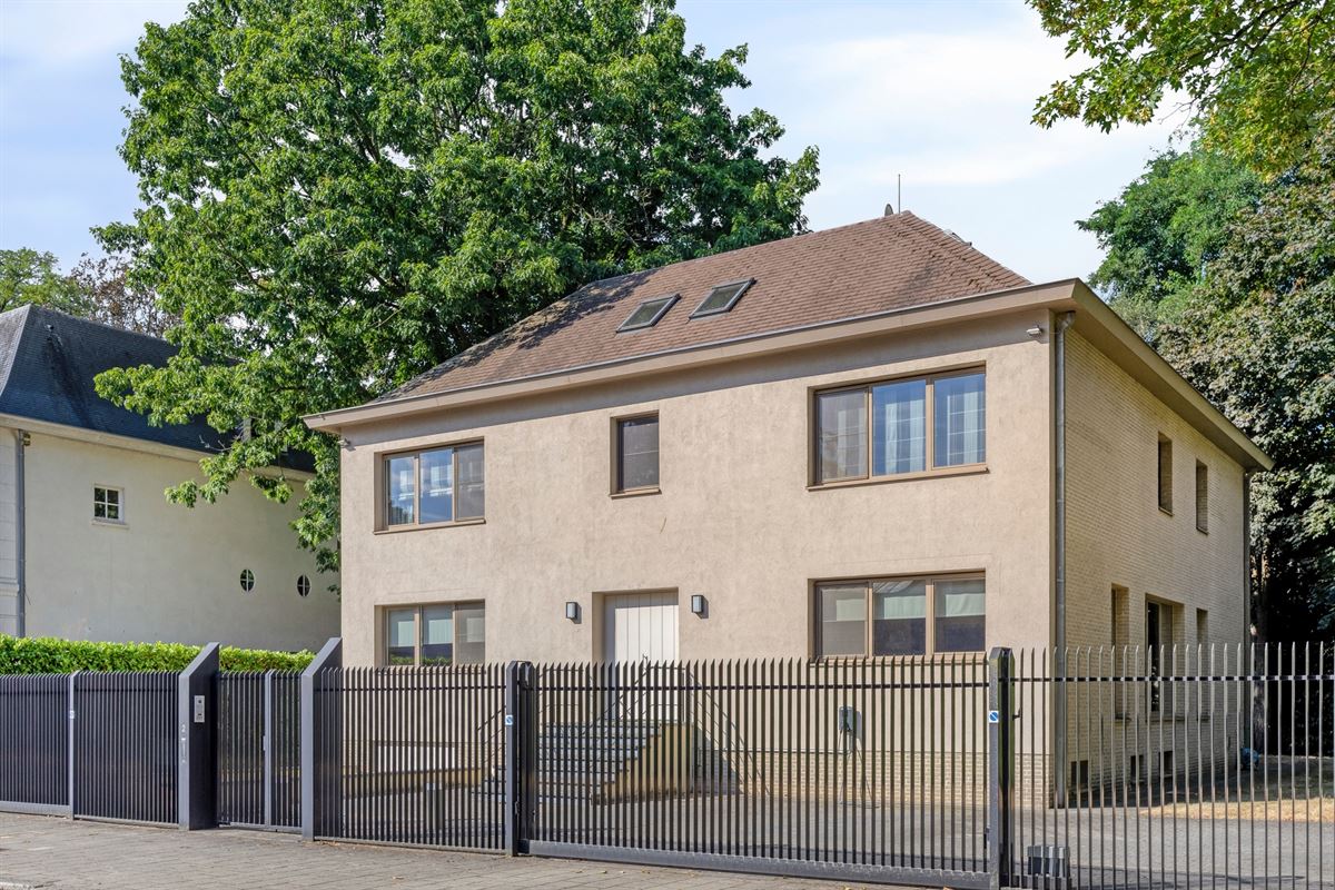 PARK DEN BRANDT : Ruime villa met 5 slaapkamers, lift en ZW-tuin op 1.017 m².