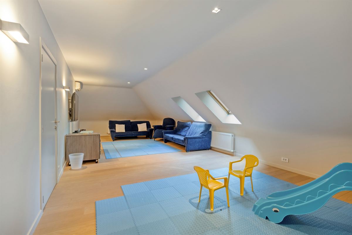 PARK DEN BRANDT : Ruime villa met 5 slaapkamers, lift en ZW-tuin op 1.017 m².