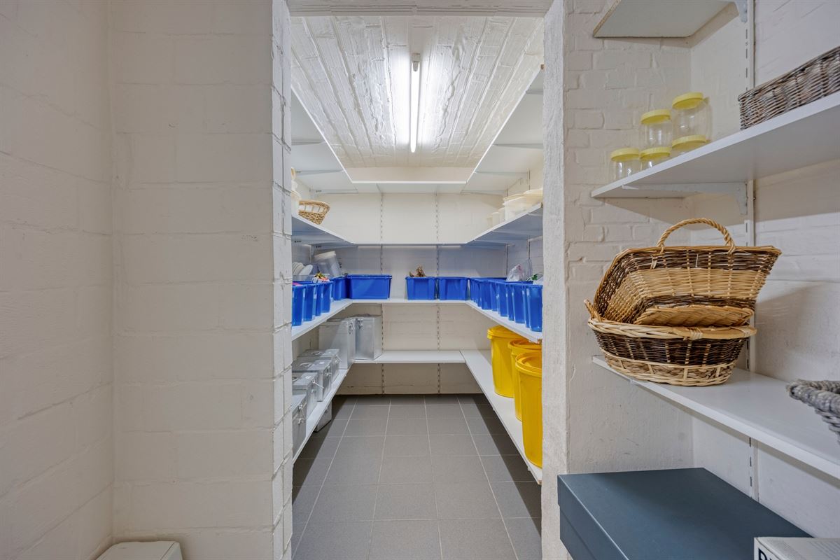 PARK DEN BRANDT : Ruime villa met 5 slaapkamers, lift en ZW-tuin op 1.017 m².