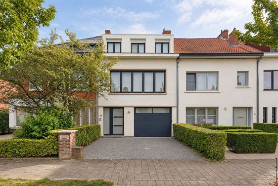 Instapklare gezinswonig met 3 slaapkamers, garage en tuin in de geliefde Elsdonkwijk