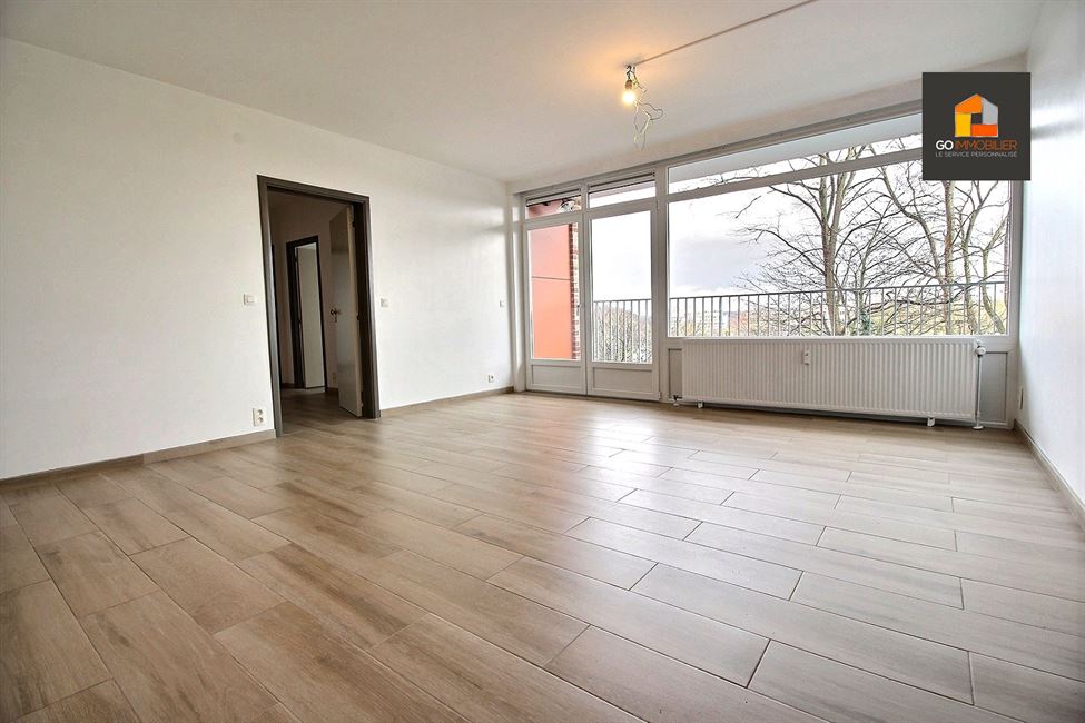 LOUE !! Appartement 3 chambres - terrasse - parking intérieur