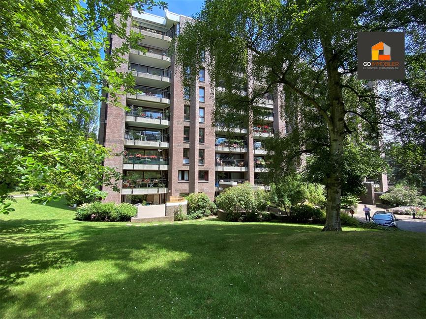 VENDU!!! Magnifique appartement 3 chambres avec terrasse!!