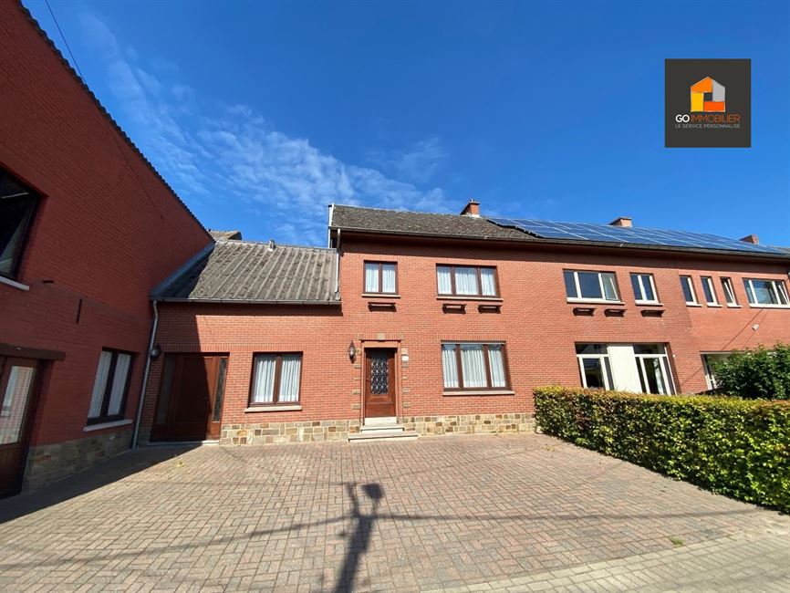 SOUS-OPTION!! Maison 4 chambres avec jardin et terrasse