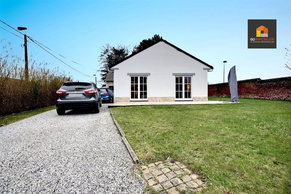 SOUS OPTION !! Splendide maison de plain pied renovée en 2018