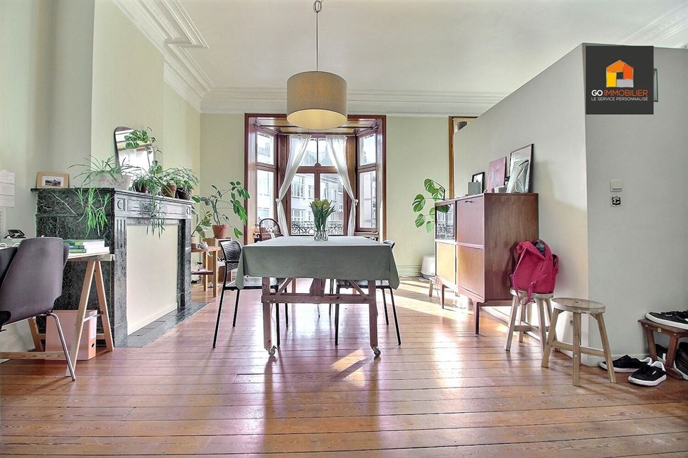 SOUS OPTION !! CHATELAIN - Lumineux appartement 1 chambre