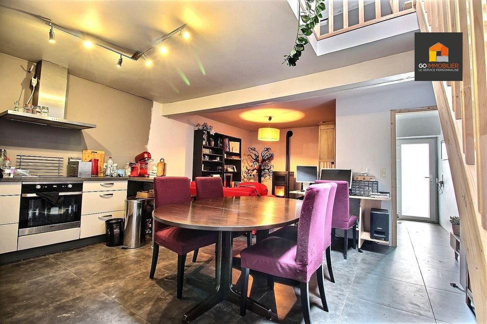 SOUS OPTION !! Superbe appartement 2 chambres - Pas de domicile possible