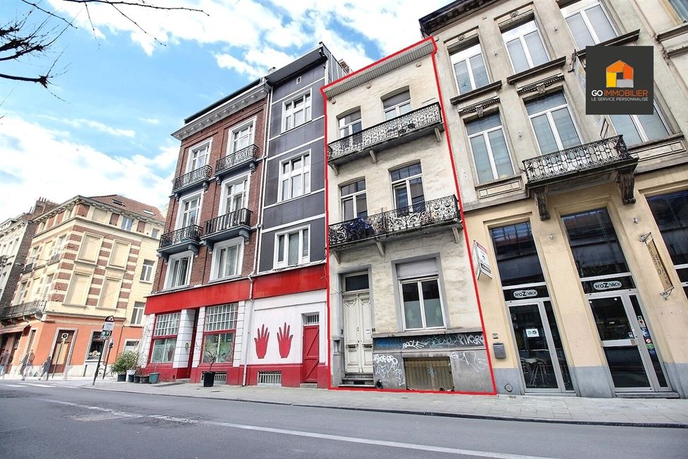 SOUS OPTION - ART-LOI  - IMMEUBLE DE RAPPORT 3 APPARTEMENTS + 1 BUREAU