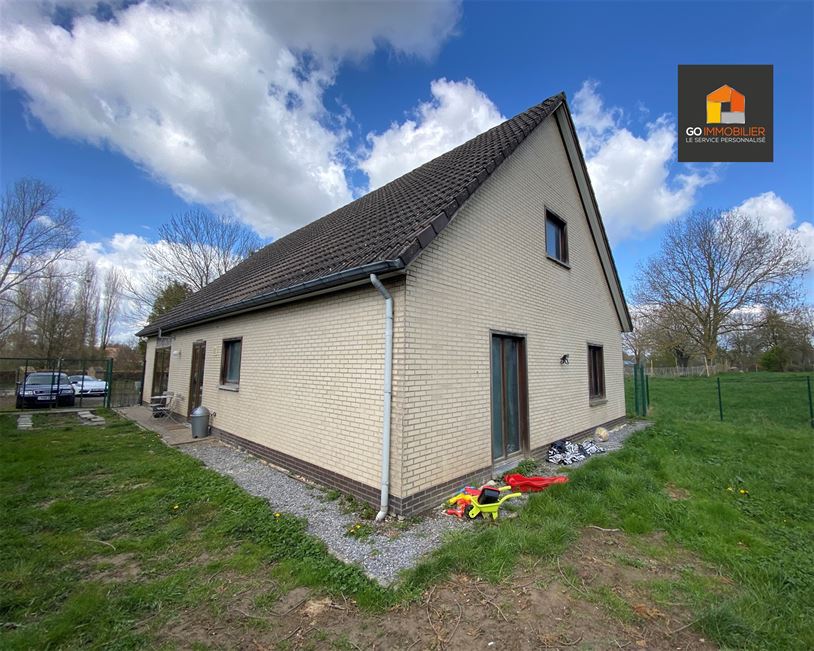 SOUS OPTION !! Spacieuse maison plein-pied 2 chambres