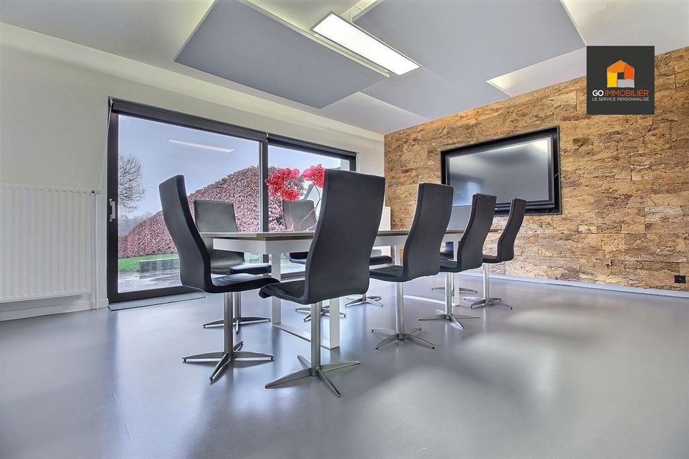 Loué - Bureau de standing