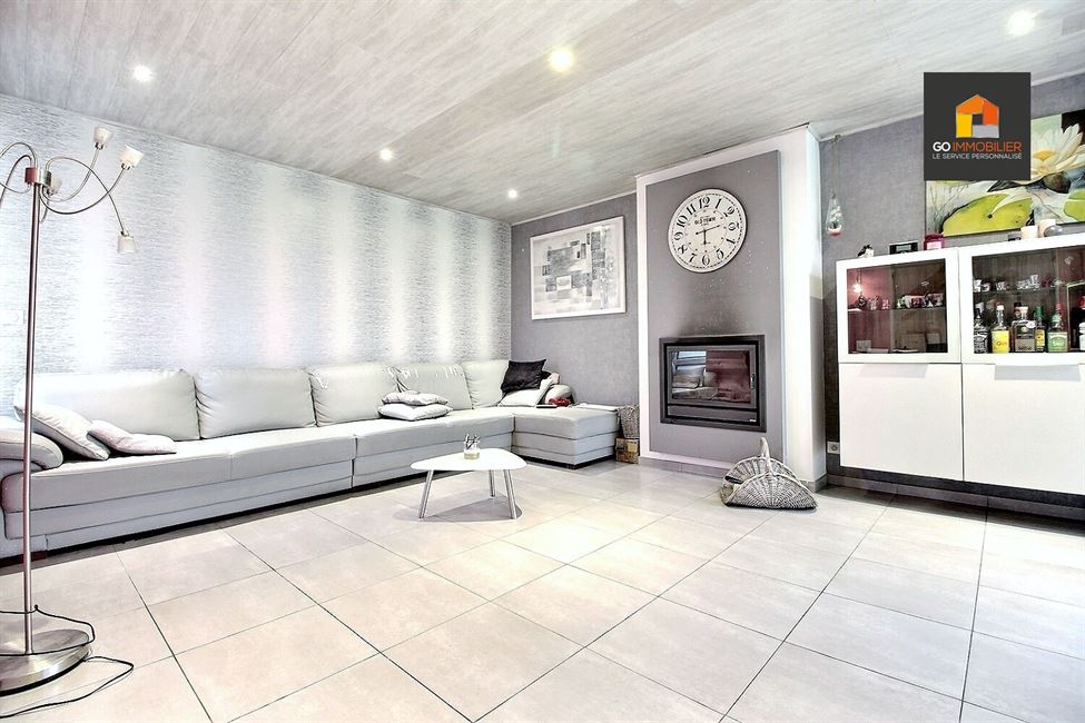 SOUS-OPTION Charmante maison 3 façades