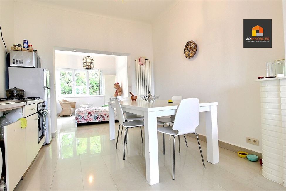 Vendu!! LUMINEUX Appartement 1 chambre à Molenbeek