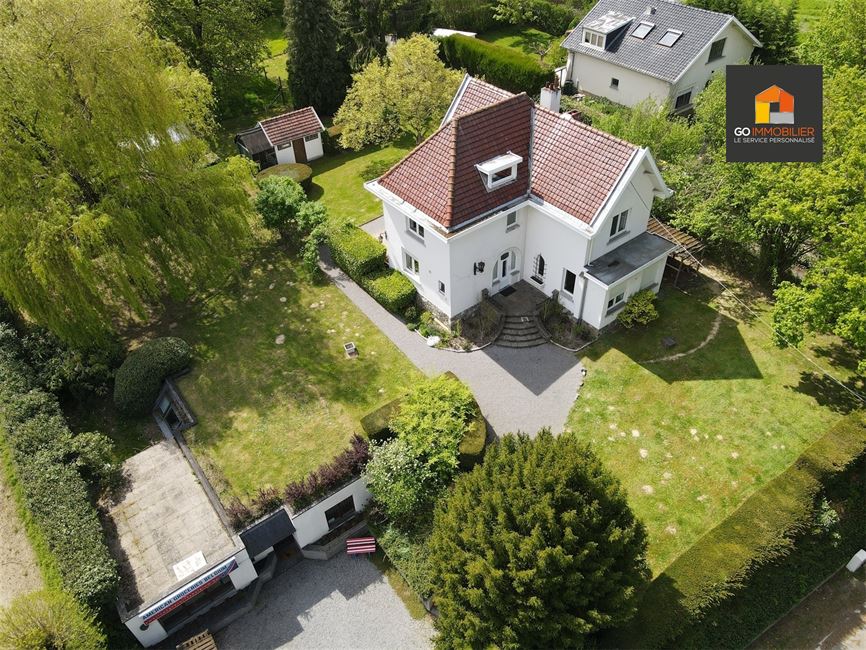 AVIS AUX INVESTISSEURS!! Immeuble mixte