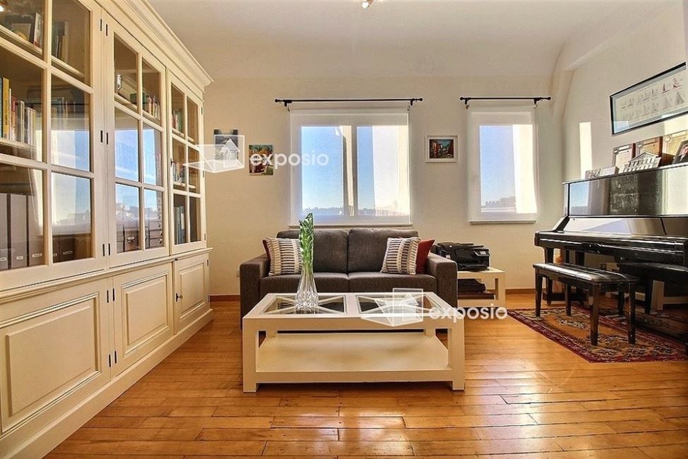 Magnifique penthouse complètement meublé à 2 pas de Roosevelt
