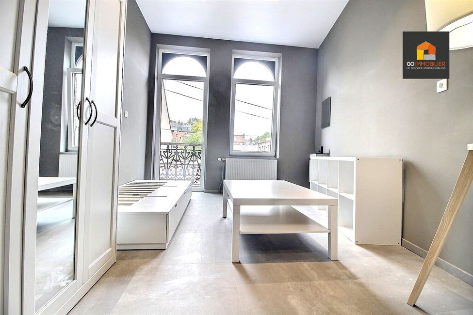 Chambre d'étudiant meublée, proche de la gare, commerces et facultés!