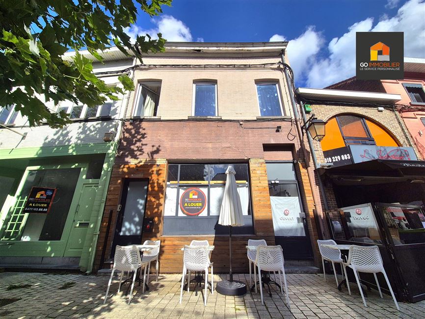 CHARLES SAMBON - Commerce de 70m² "casco"