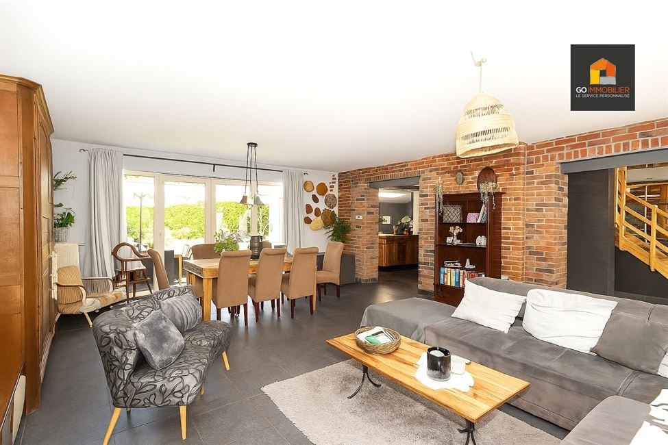 Fermette de caractère (4 chambres) rénovée en 2019 avec jardin et garage