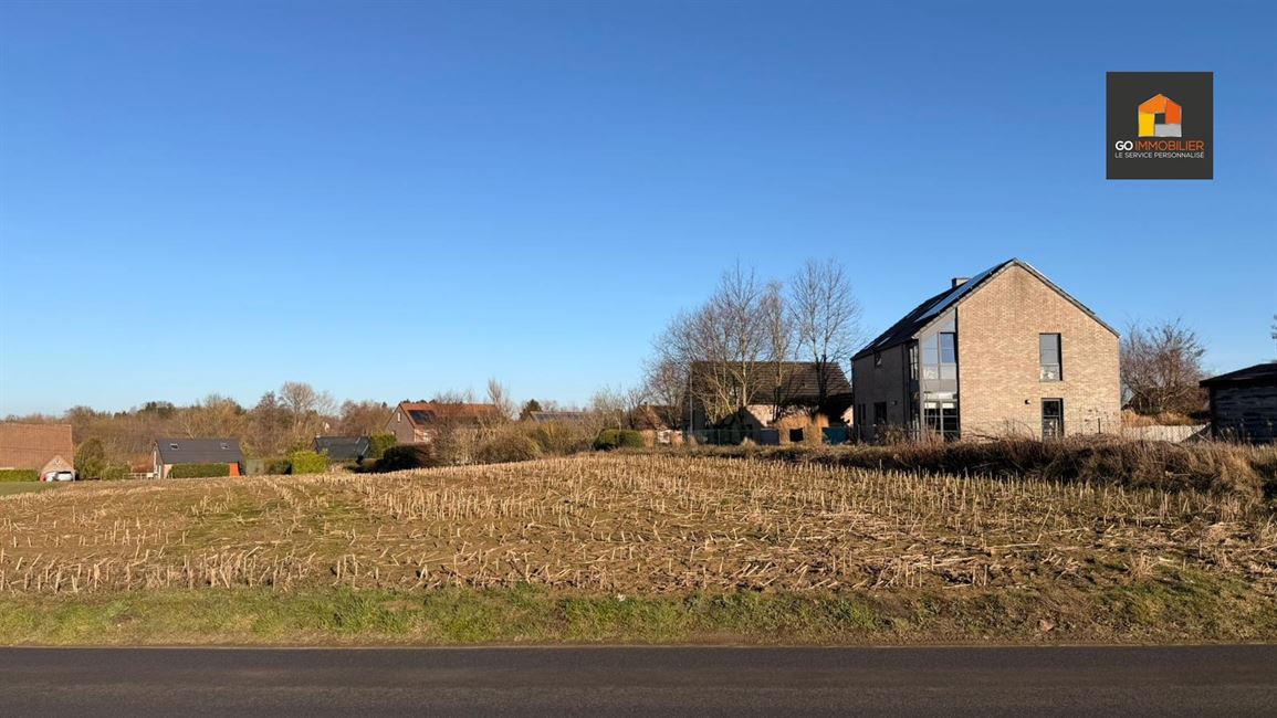 Superbe terrain à bâtir à Chastre en plein campagne