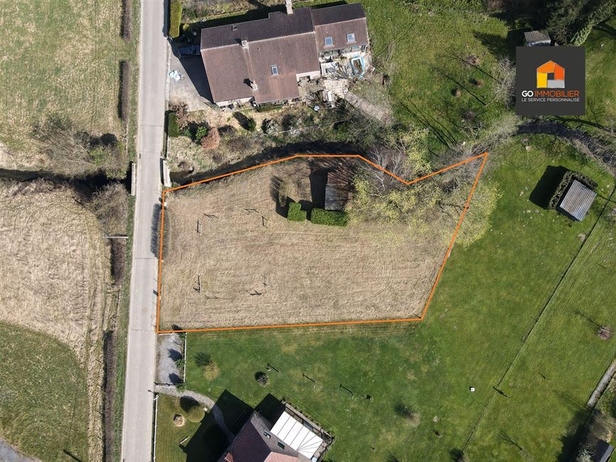 Terrain à bâtir au coeur de la campagne