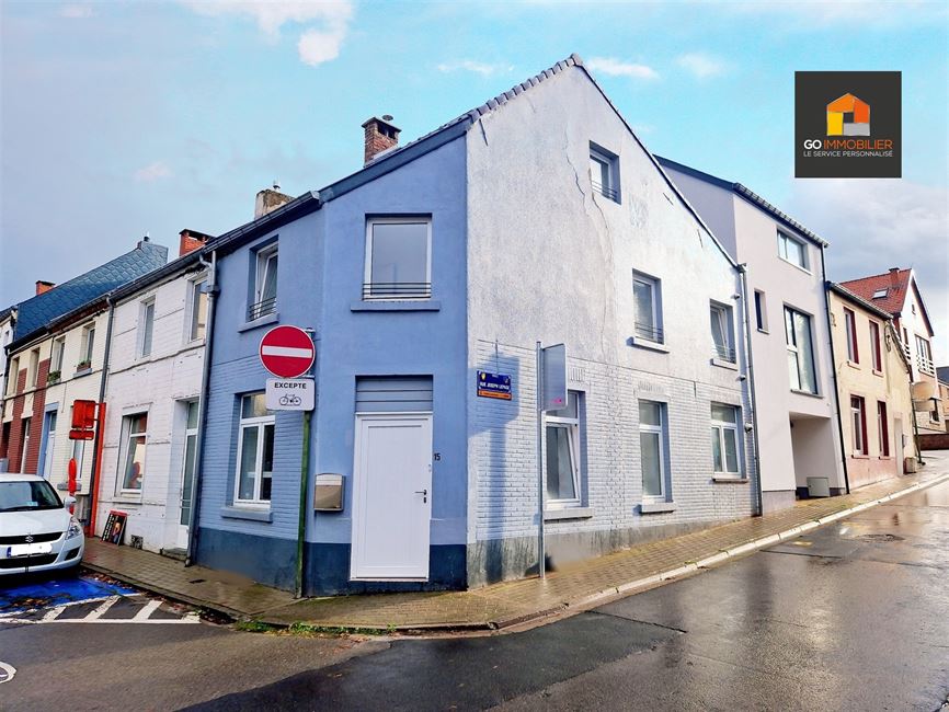 Charmante maison de coin 3ch !
