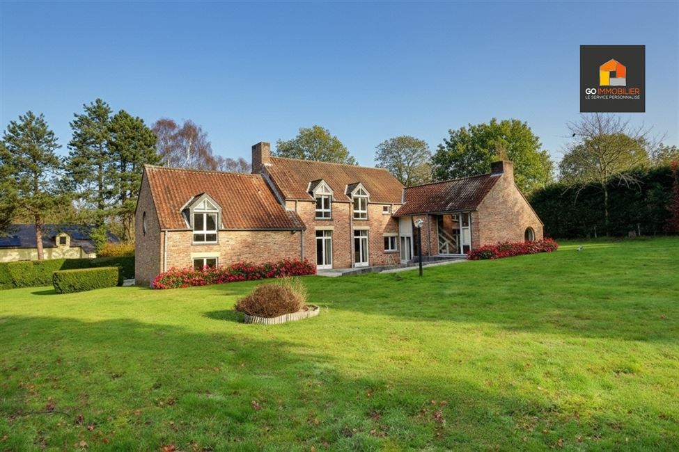 Propriété d'exception au calme et dans un écrin de verdure