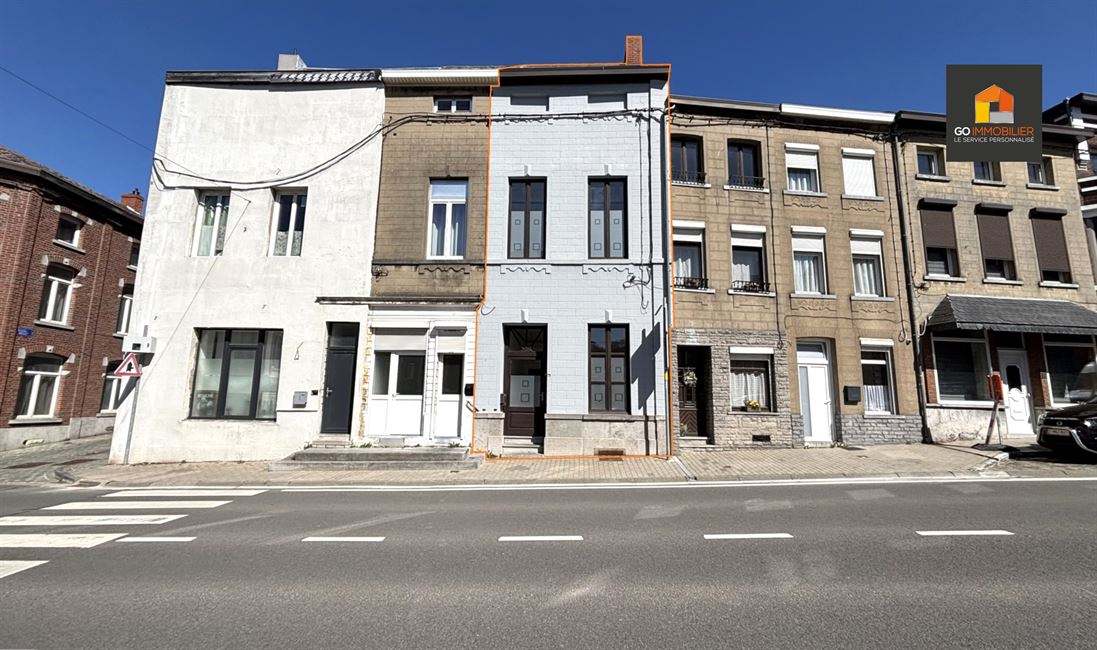 À 2 pas de la Grand-Place : maison lumineuse 2 chambres avec terrasse et caves