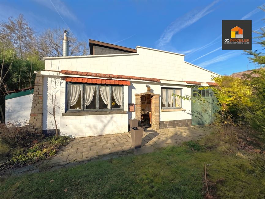 Charamante maison 2 chambres à rénover !