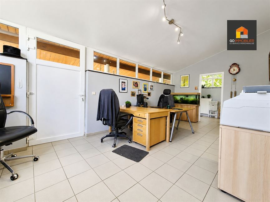 Maison familiale avec espace profession libérale à 1410 WATERLOO - Réf. 13582