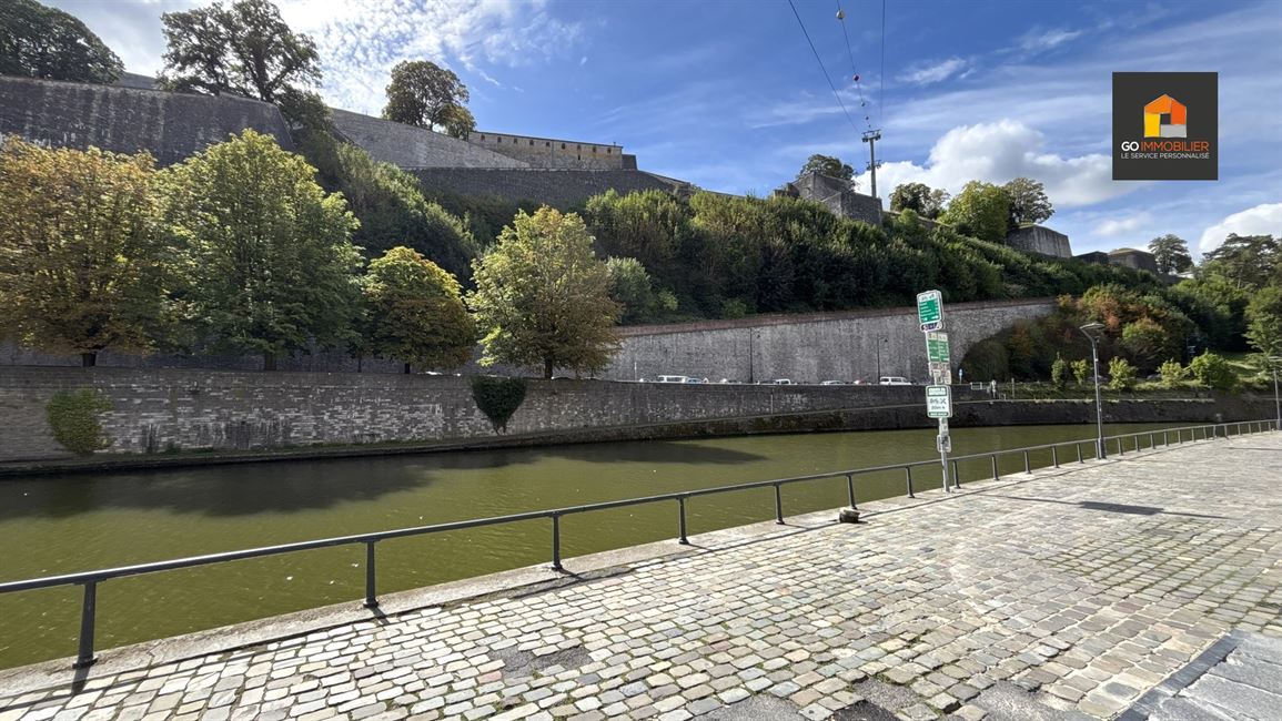 NAMUR HISTORIQUE – APPARTEMENT MEUBLÉ 2 CH. ± 73 M² à 5000 NAMUR - Réf. 13589