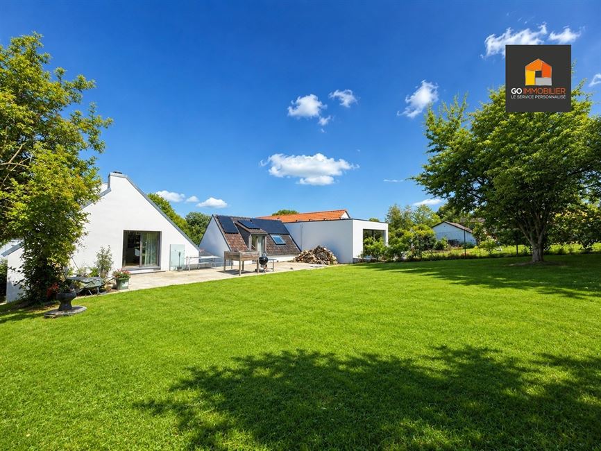 Clé en main ! 5 chambres avec nombreuses possibilitées à 1325 CORROY-LE-GRAND - Réf. 13592