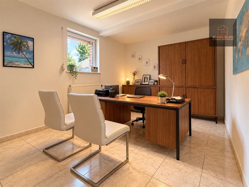 Spacieurse maison 4 chambres sur un magnifique terrain de ± 28 ares !  à 5031 GRAND-LEEZ - Réf. 13645