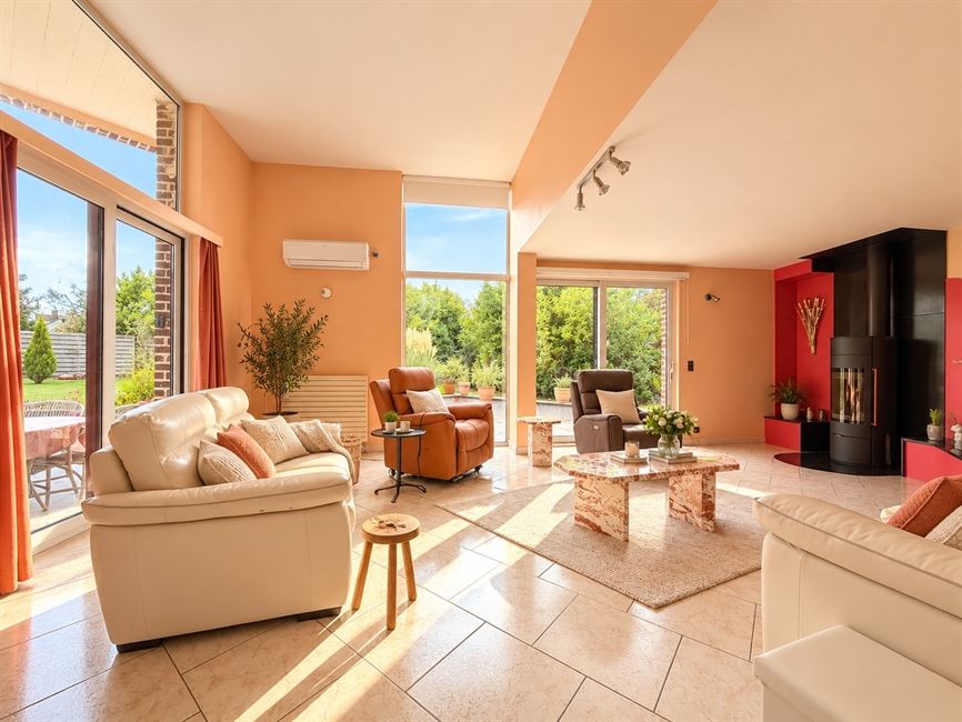 Spacieurse maison 4 chambres sur un magnifique terrain de ± 28 ares !  à 5031 GRAND-LEEZ - Réf. 13646