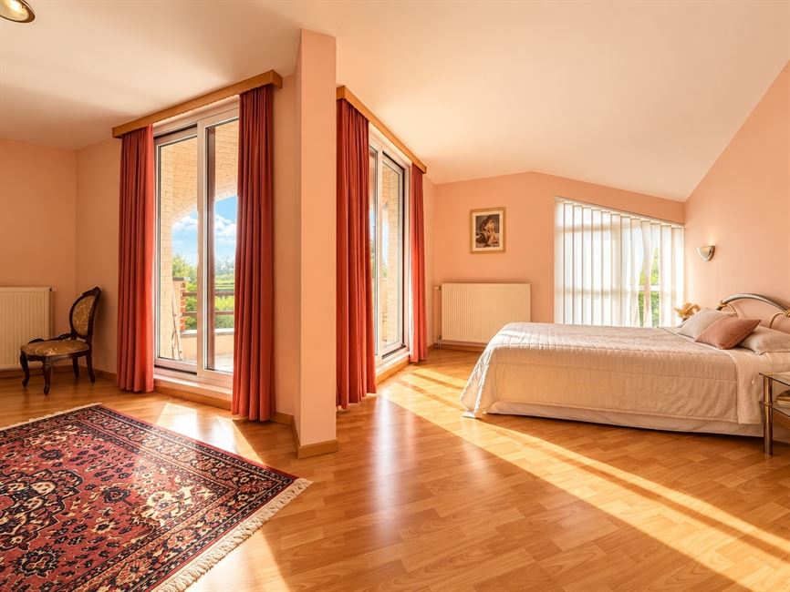Spacieurse maison 4 chambres sur un magnifique terrain de ± 28 ares !  à 5031 GRAND-LEEZ - Réf. 13646