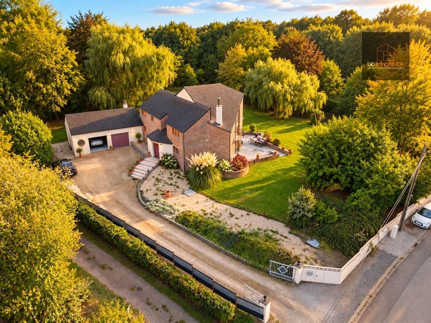 Spacieurse maison 4 chambres sur un magnifique terrain de ± 28 ares !  à 5031 GRAND-LEEZ - Réf. 13645