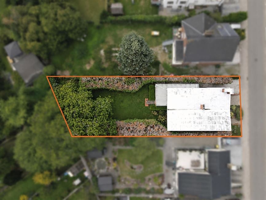 Coup de cœur au cœur de Wavre : Charmante villa 4 façades – 3 ch. & super potentiel ! à 1300 WAVRE - Réf. 13656