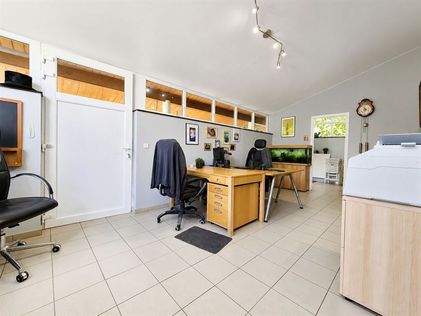 Maison familiale avec espace profession libérale à 1410 WATERLOO - Réf. 13658