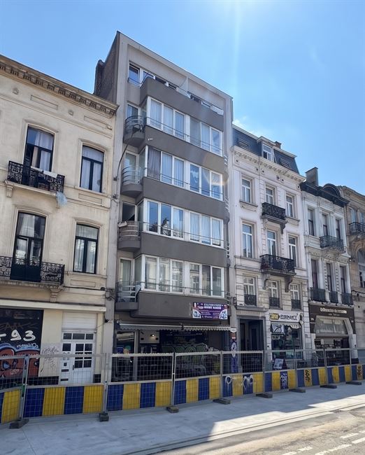 LEMMONNIER - Appartement 1ch + bureaux idéal pour investisseur ou 1er achat ! à 1000 BRUXELLES - Réf. 13659