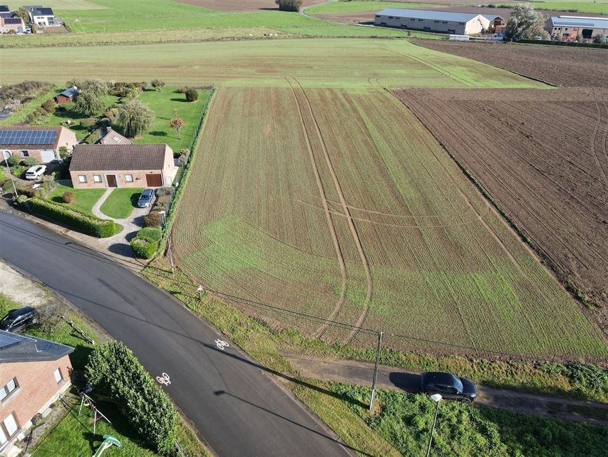 Magnifique terrain à bâtir de presque 50 ares pour construction de une ou deux habitations suivant projet à introduire à la Commune à 1457 TOURINNES-SAINT-LAMBERT - Réf. 13666