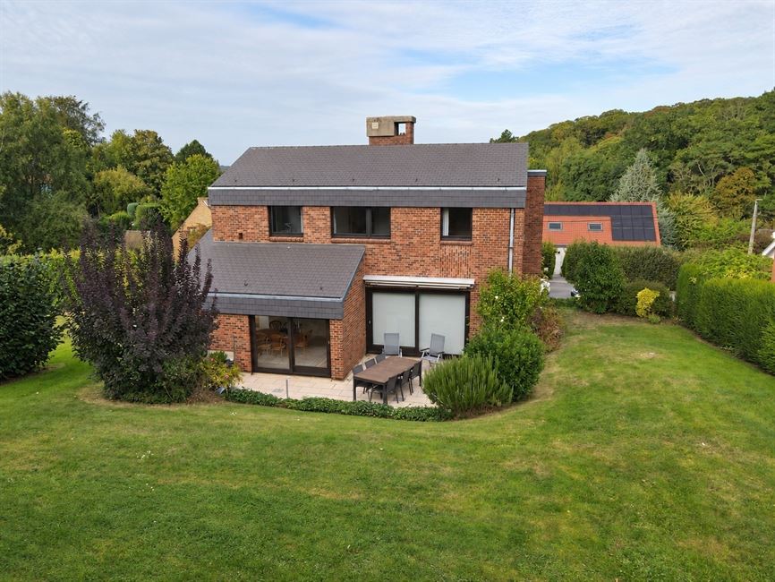Villa familiale de 5 CH avec suite parentale et double garage à 1300 WAVRE - Réf. 13676