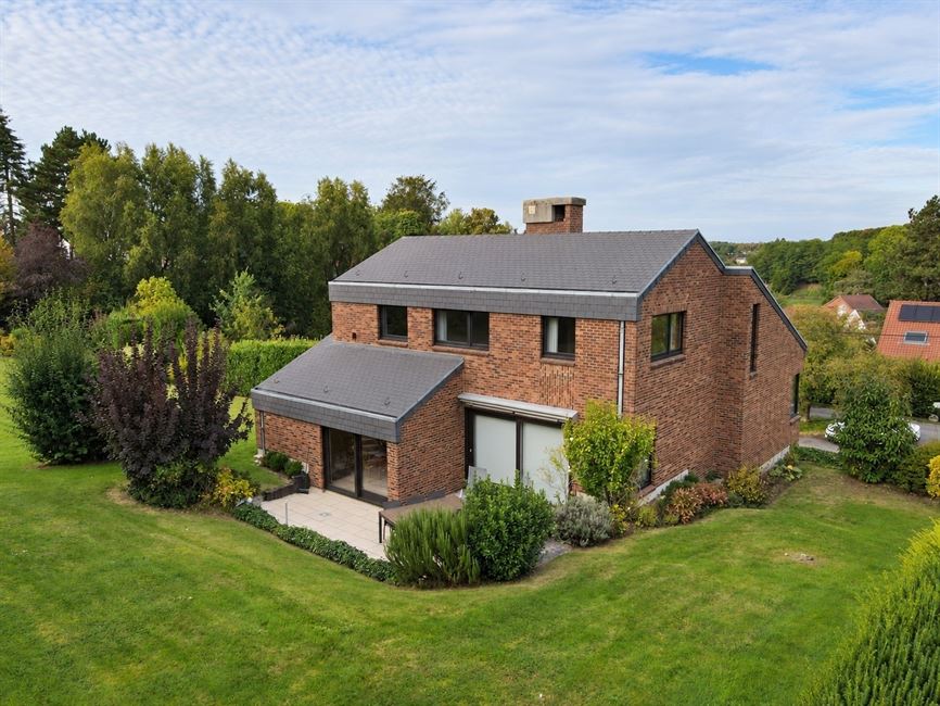 Villa familiale de 5 CH avec suite parentale et double garage à 1300 WAVRE - Réf. 13676