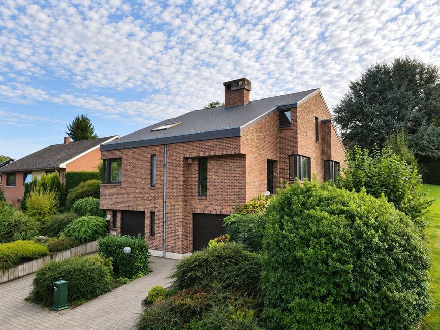Villa familiale de 5 CH avec suite parentale et double garage