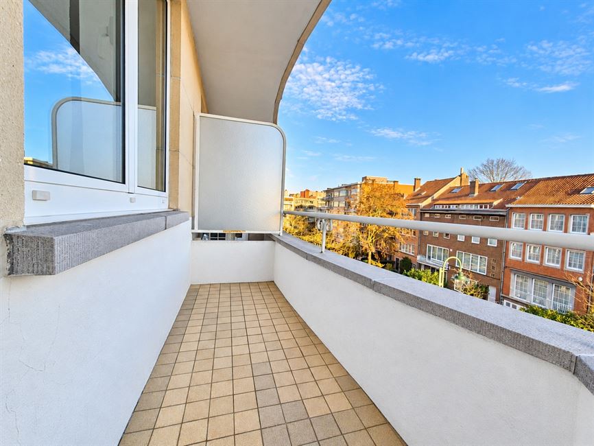 COUP DE COEUR - Magnifique appartemnt 2ch + garage à 1190 FOREST - Réf. 13682